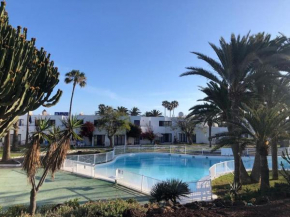 Corralejo Oasis, lovely 2-bedroom apartment